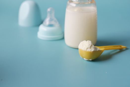Optimální výživa miminek do 1 roku: Kompletní průvodce jídelníčkem